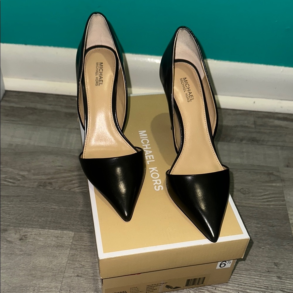 Michael Kors Black Patent Leather Heels